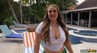 Big Booty Richh Des Bounces On a Huge Cock with Richh Des, Chocolate God